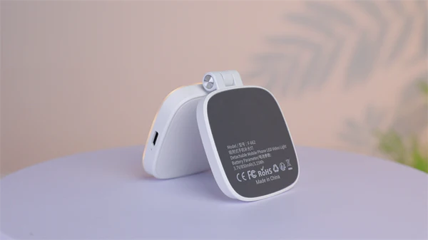 GlowLight™ Portable Rechargeable – Éclaire ton quotidien, où que tu sois !